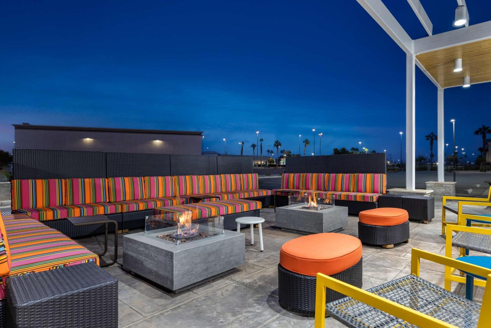 Home2 Suites By Hilton El Centro Buitenkant foto